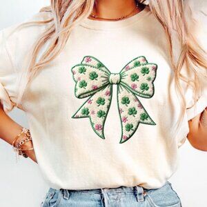 Coquette Bow Shamrock T-Shirt, St Patrick's Day Shirt